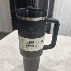 40oz Stanley cup